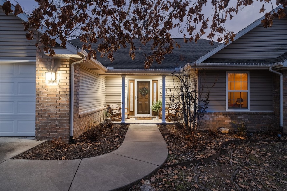 3 Selborne Ln, Bella Vista, AR 72714 - photo 1