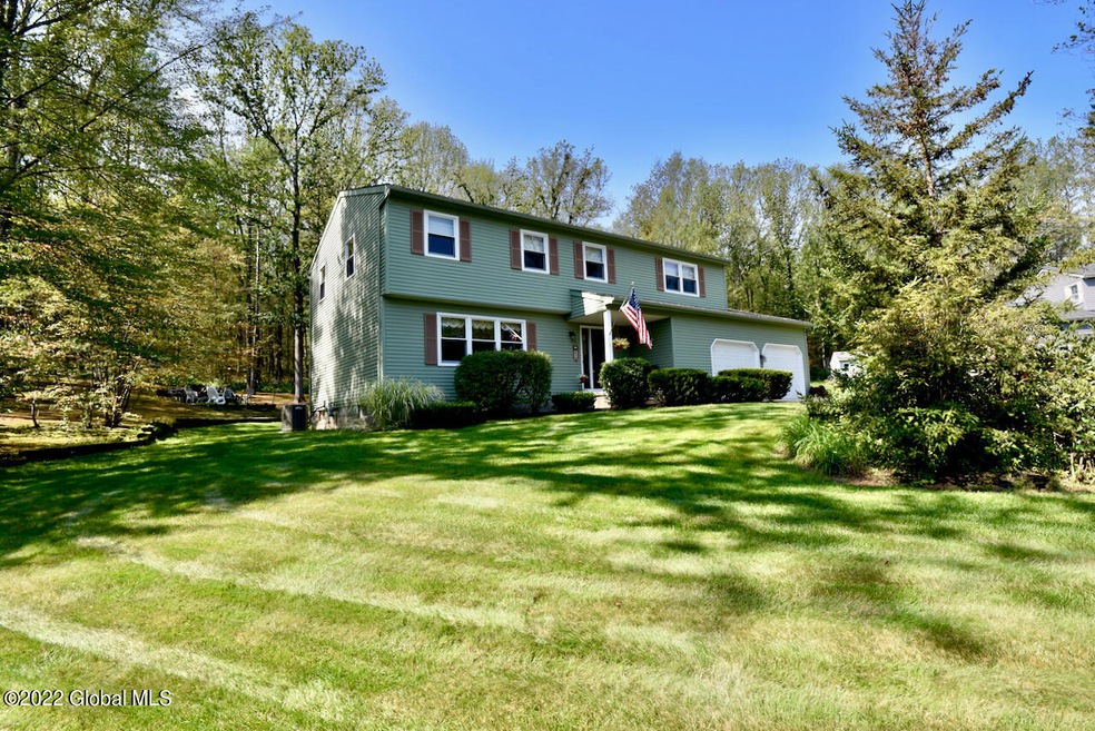5 Poe Ct, Ballston Spa, NY 12020 - photo 1