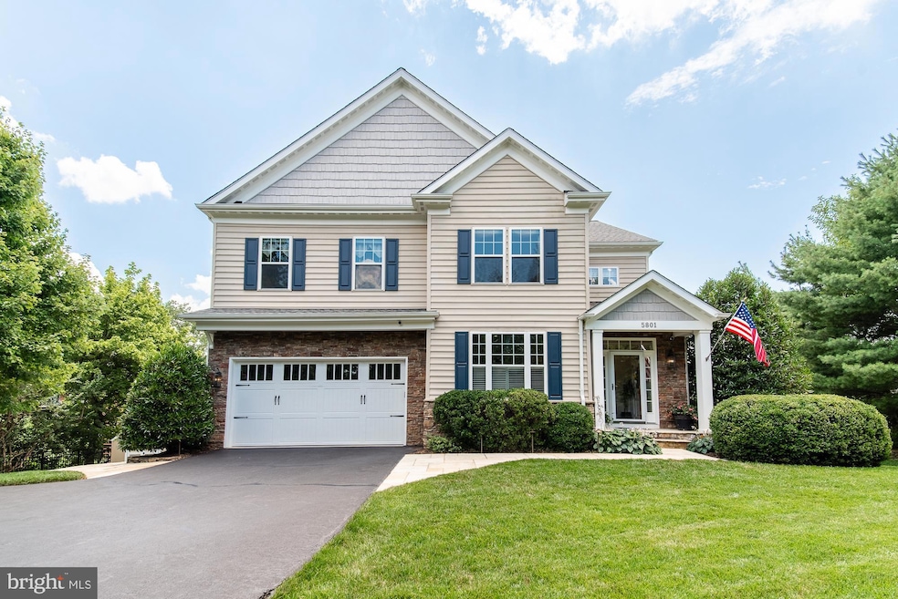 5801 Arnet St, Falls Church, VA 22041 - photo 1