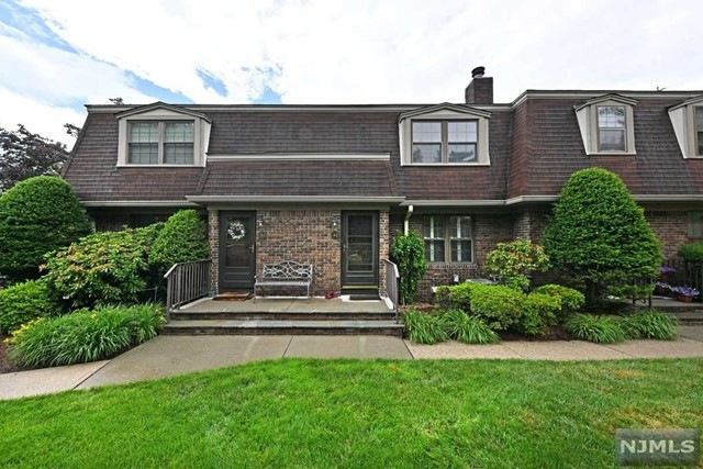 101 E Oak St unit A2, Oakland, NJ 07436 - photo 1