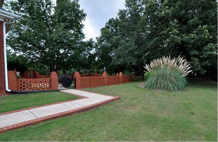 18 Saint Ives Ct, Winder, GA 30680 - photo 1