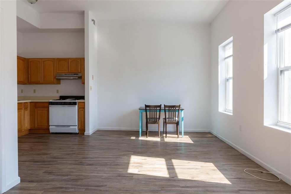 517 Communipaw Ave unit 2C, Jersey City, NJ 07304 - photo 1