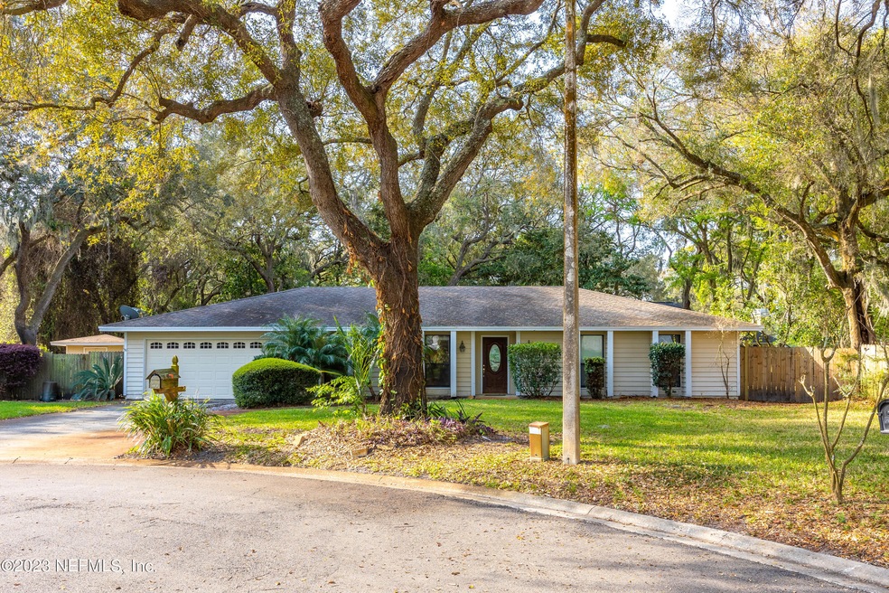 1151 Hamlet ct-1