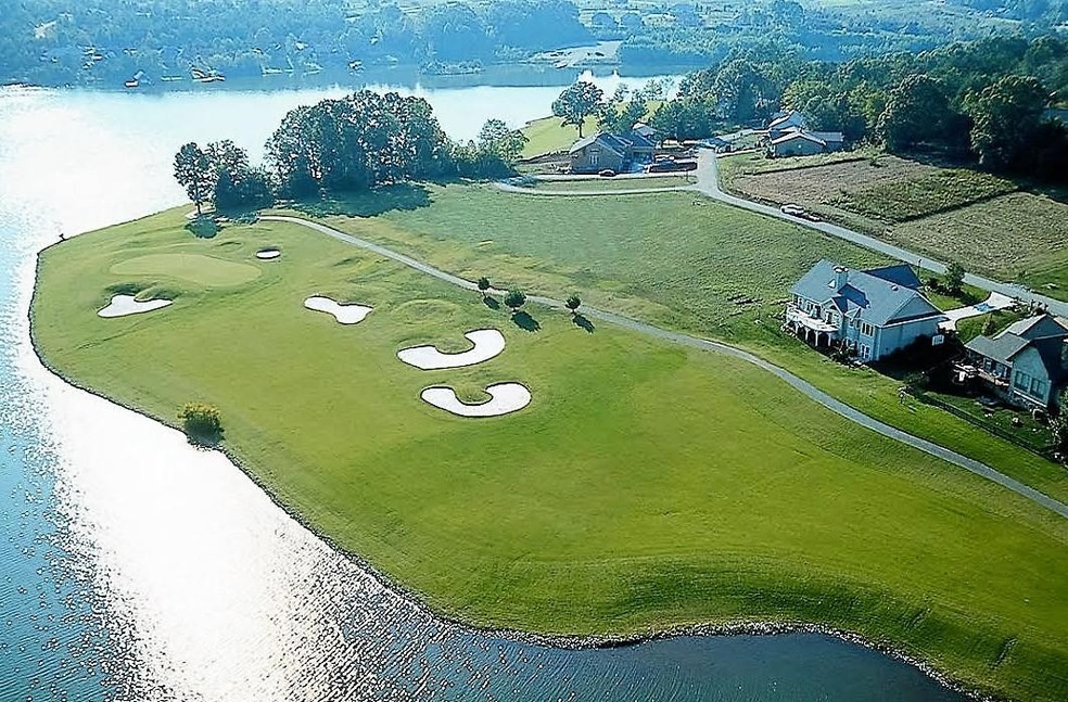 Tellico Village Lake and Golf Lifeatyle