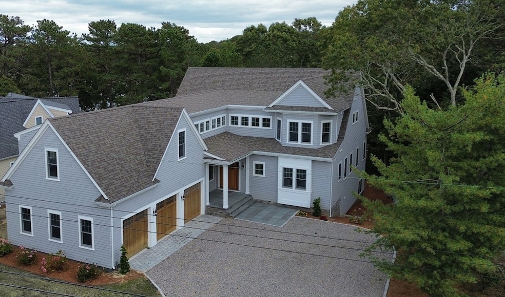 28 Quaker Run Rd, Mashpee, MA 02649 - photo 1