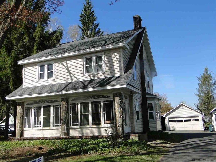 19 Lincoln Ave, Delmar, NY 12054 - photo 1