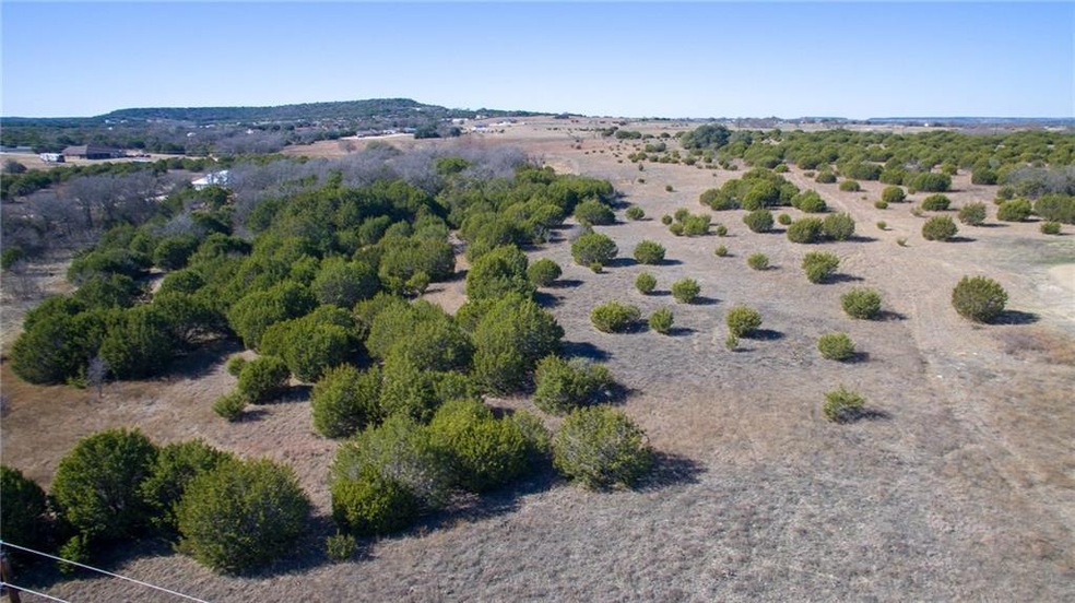 895 Twin Mountain Rd, Copperas Cove, TX 76522 - photo 1