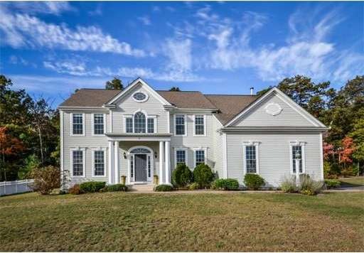 16 Howarth Dr, Upton, MA 01568 - photo 1