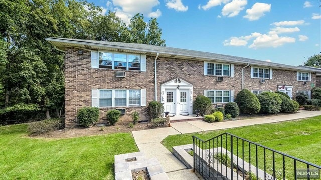 66 S Franklin Turnpike unit 34, Ramsey, NJ 07446 - photo 1