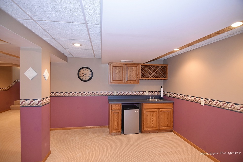 932 Appleton Dr, Batavia, IL 60510 - photo 1