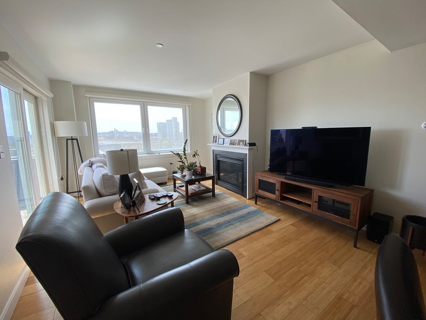 1008 Massachusetts Ave unit 703, Cambridge, MA 02138 - photo 1