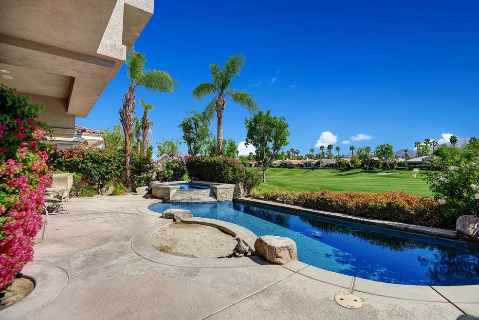 001POOL AND SPA OUT MLS