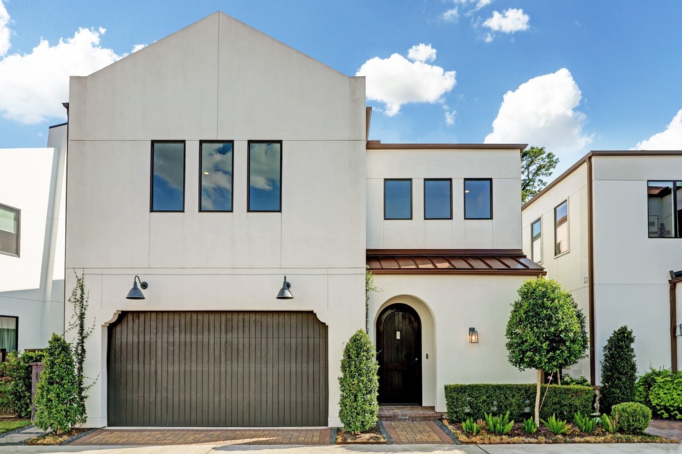 1707 Maravilla Dr, Houston, TX 77055 - photo 1