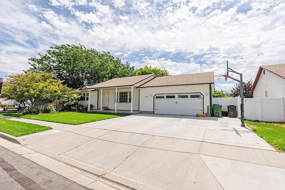 For Sale $440,000