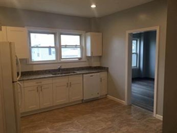 22 Trafford St unit 1, Quincy, MA 02169 - photo 1