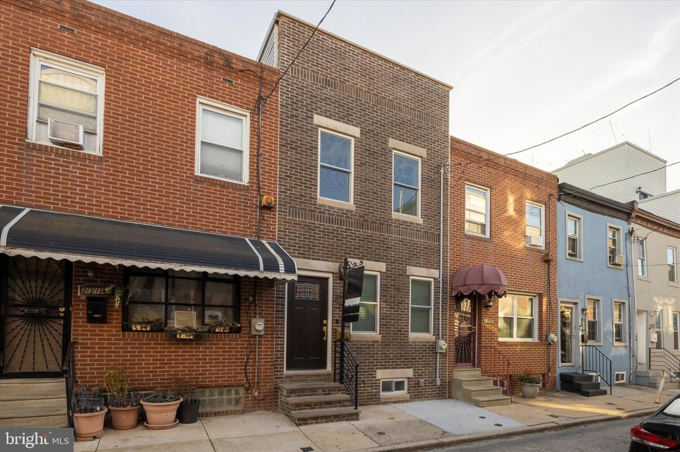 2316 Wilder St, Philadelphia, PA 19146 - photo 1