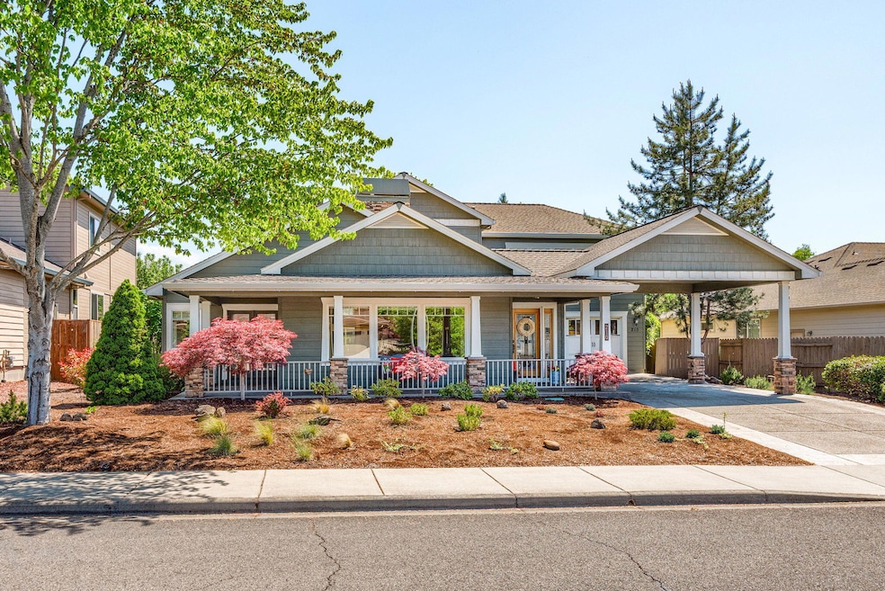 For Sale $679,000 • Co-Listing Agent