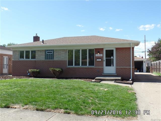 30461 Indigo St, Roseville, MI 48066 - photo 1