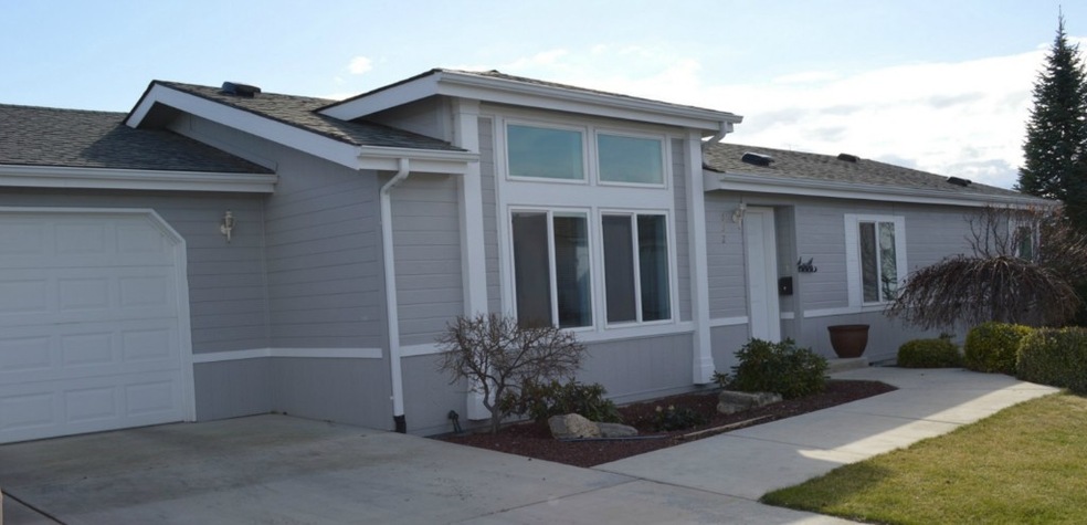 552 Canyon Dr, East Wenatchee, WA 98802 - photo 1