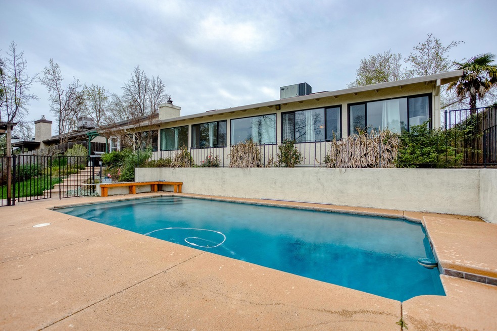 3765 Wasatch Dr, Redding, CA 96001 - photo 1