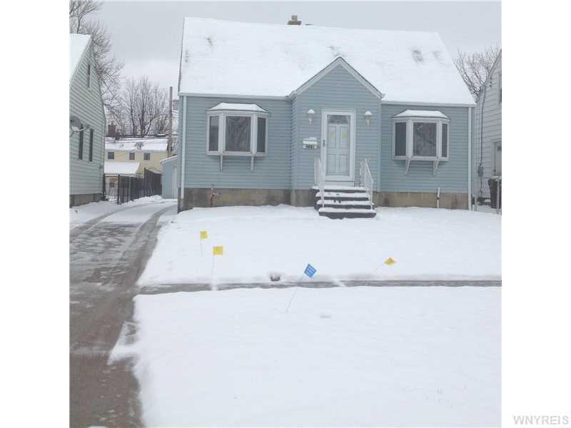 Exterior Front. Yes this home was Just listed - Sn