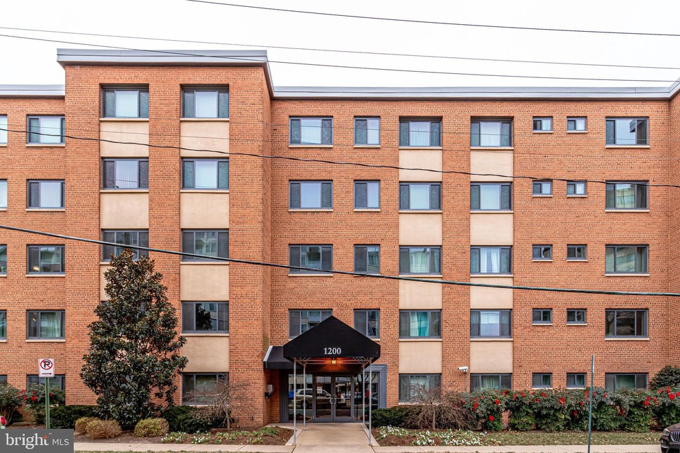 The Cavendish unit 608, Arlington, VA 22202 - photo 1