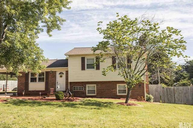 107 Pineview Ct, Statesville, NC 28625 - photo 1