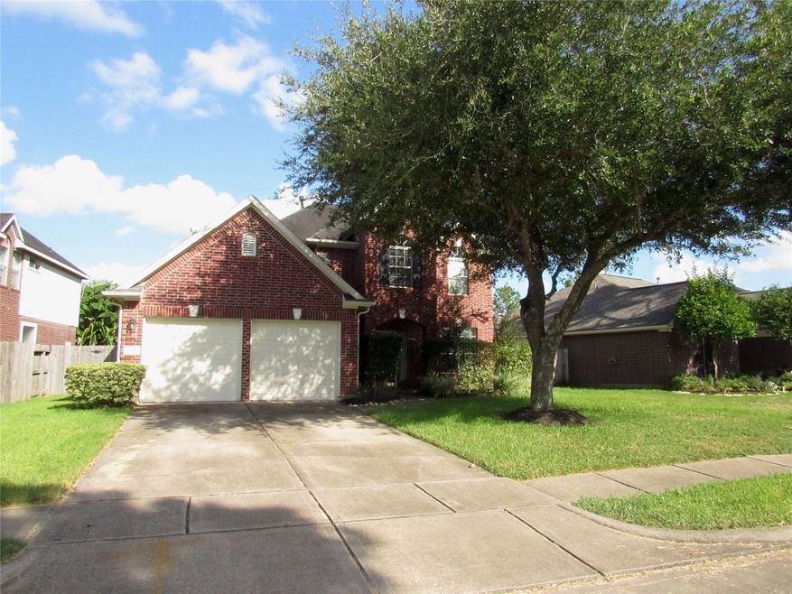 3519 Englewood Dr, Pearland, TX 77584 - photo 1