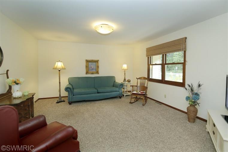 11959 6 1 2 Mile Rd, Battle Creek, MI 49014 - photo 1