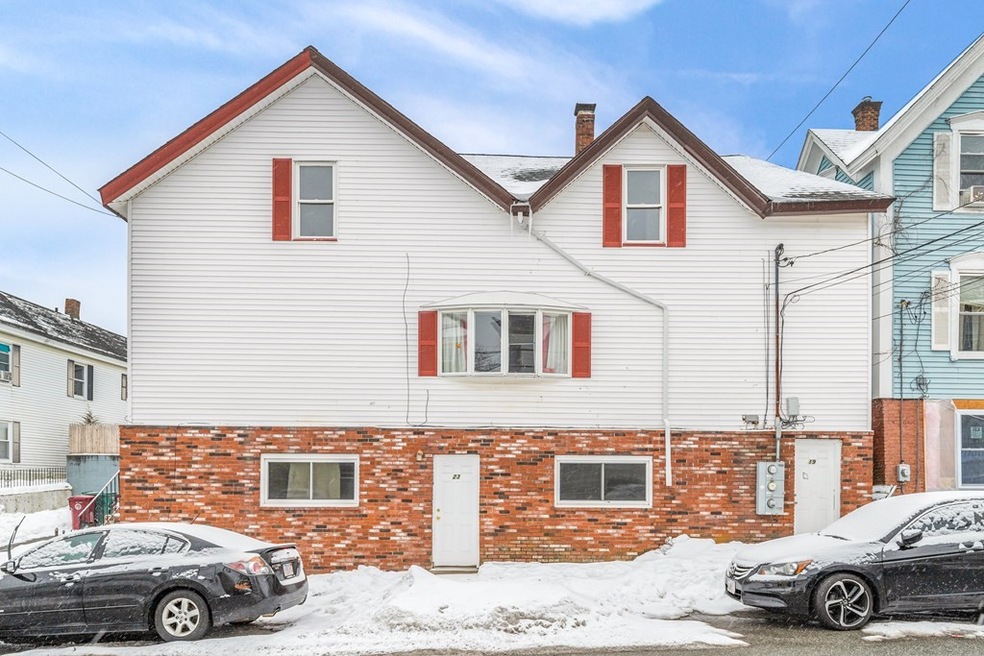 19 Whipple St, Lowell, MA 01852 - photo 1