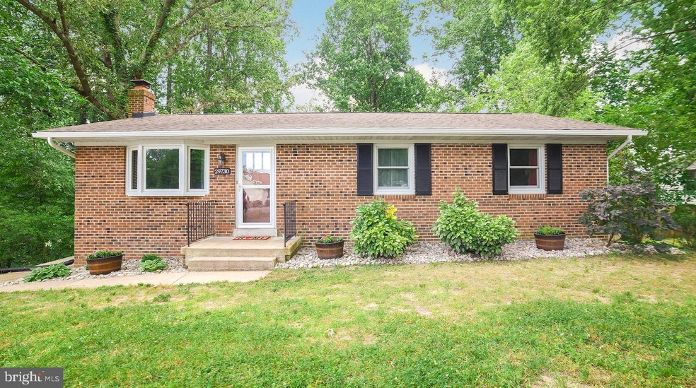 29730 Allison Cir, Mechanicsville, MD 20659 - photo 1
