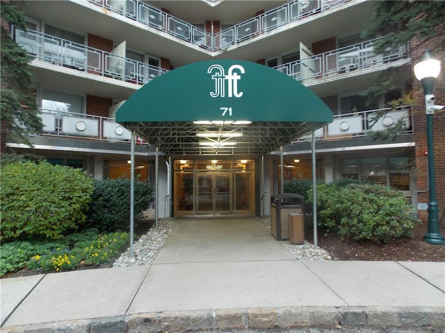 Fountain Terrace at Strawberry Hill unit 502, Stamford, CT 06902 - photo 1