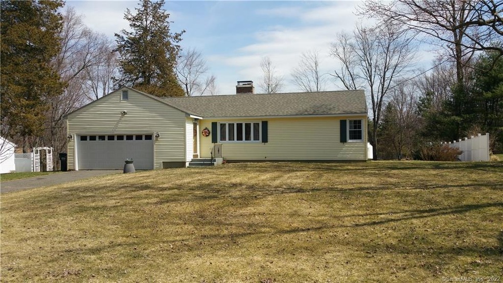 78 Curtis Rd, Middlebury, CT 06762 - photo 1