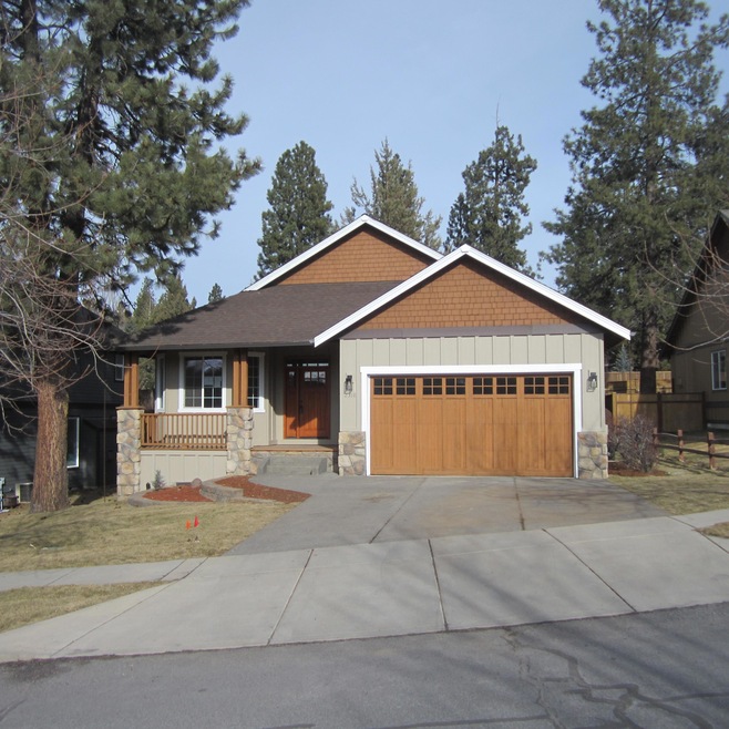 2318 NW Summerhill Dr, Bend, OR 97701 - photo 1