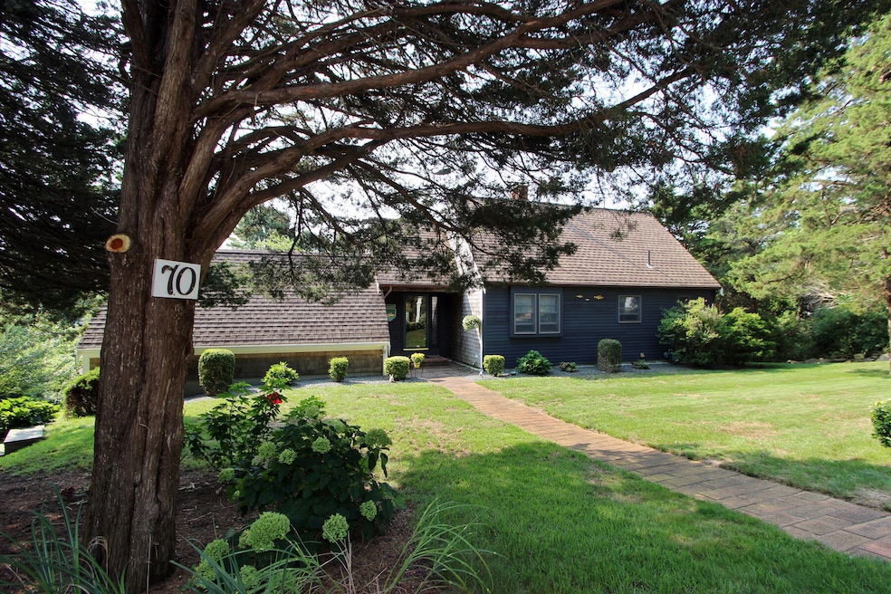 70 Blue Heron Way