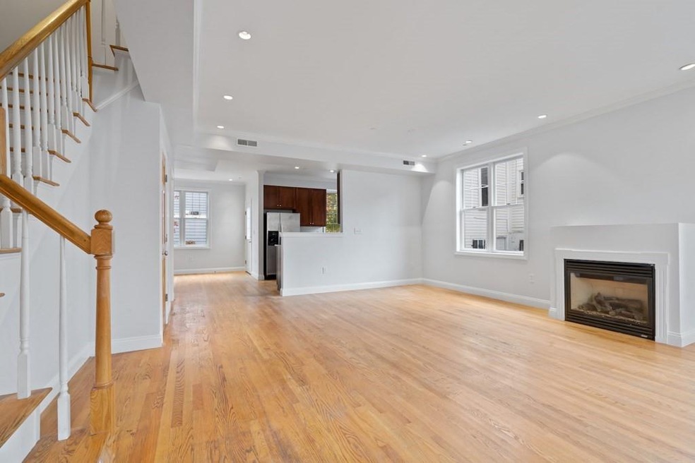 42 Highland St unit 1, Roxbury, MA 02119 - photo 1