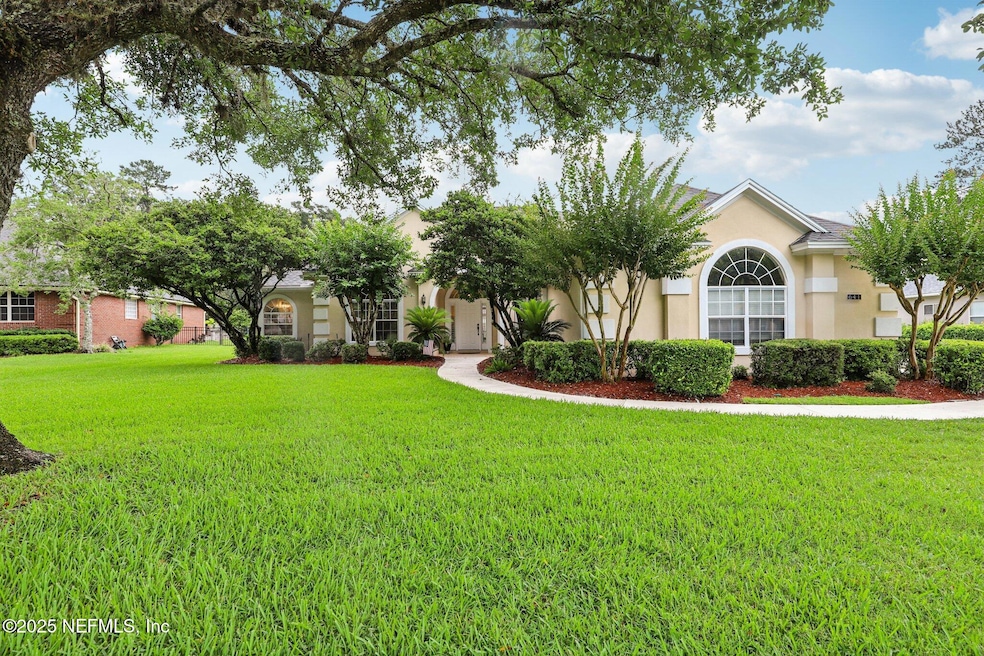 1-web-or-mls-Thornwood Ln-0406-001