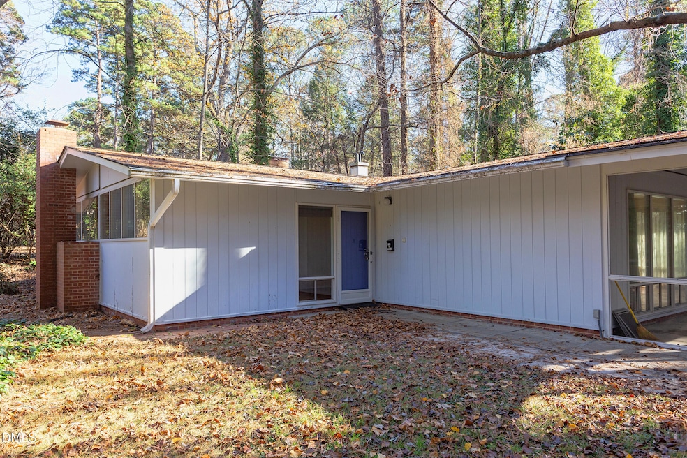 806 Kings Mill Rd, Chapel Hill, NC 27517 - photo 1