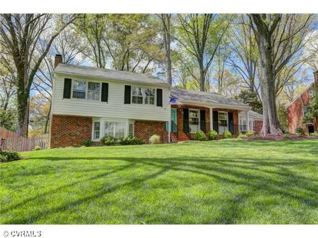 Exterior Front - Beautifully set in River Road Hil