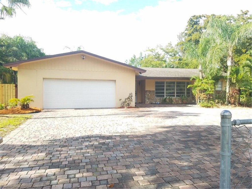 11441 SW 16th St, Davie, FL 33325 - photo 1