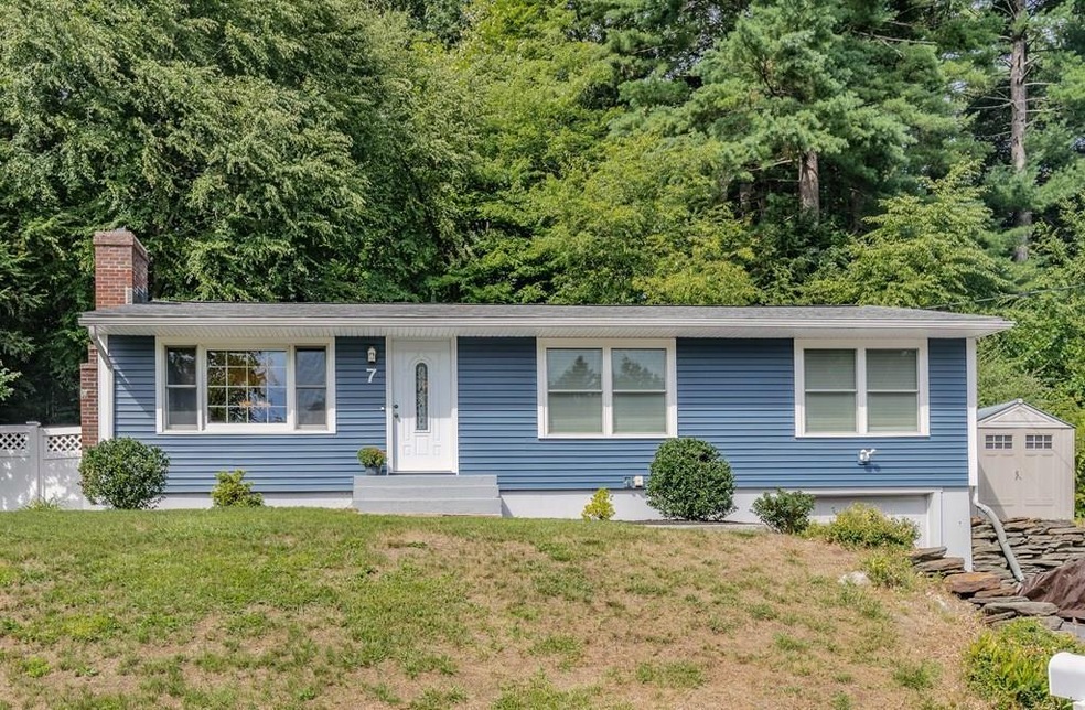 7 Laurel Terrace, Westfield, MA 01085 - photo 1