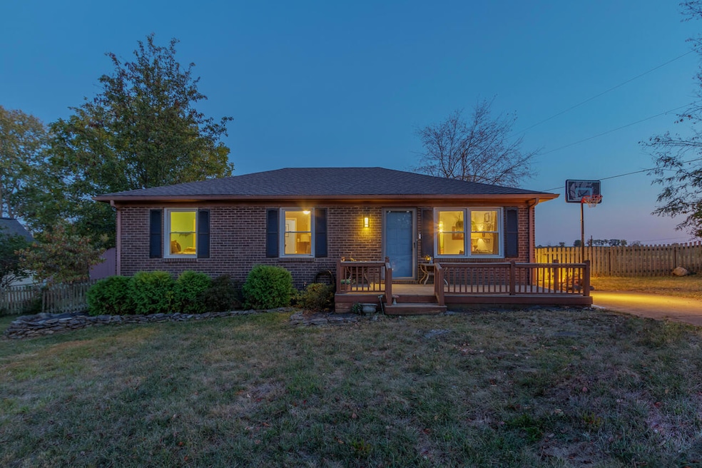 319 Thacker Dr unit 2, Wilmore, KY 40390 - photo 1