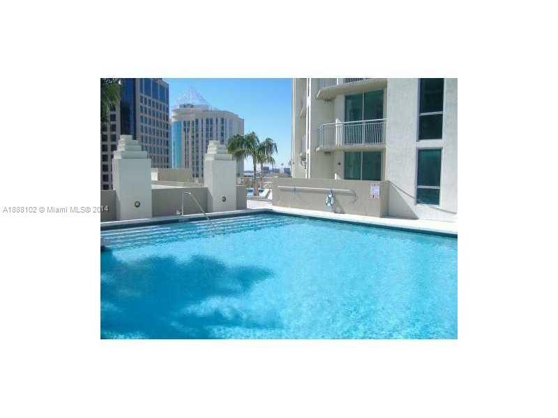 Swimming Pool/Hot Tub/Sauna