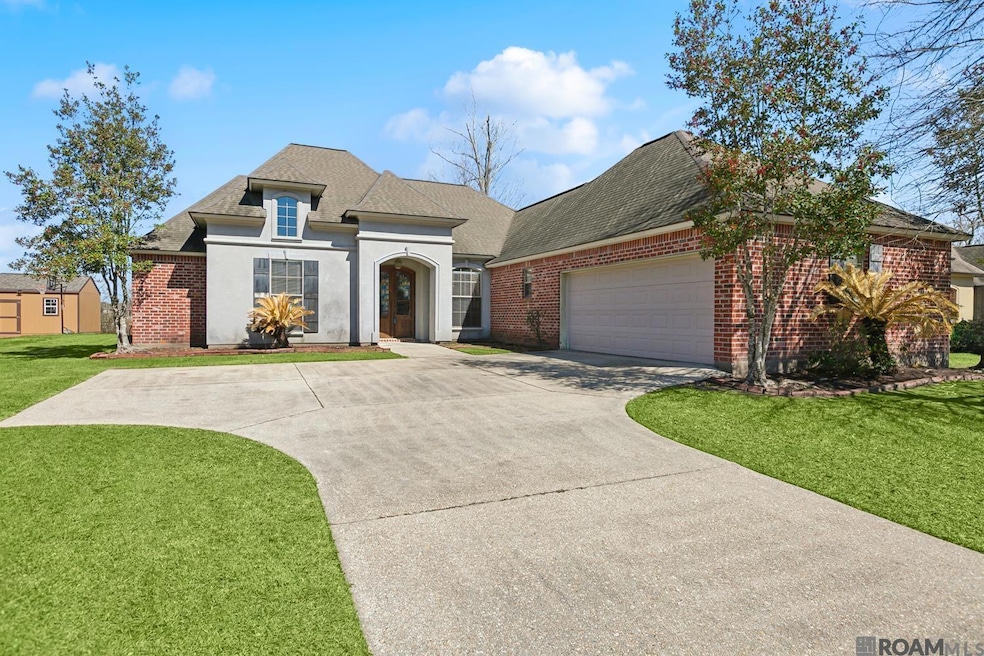 1613 Pecan Crossing Ave, Zachary, LA 70791 - photo 1