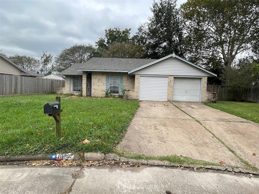 10307 Saber Ct, Houston, TX 77038 - photo 1