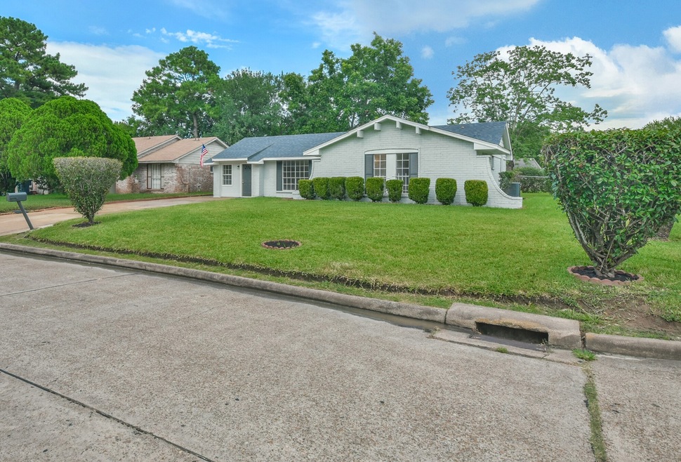 8602 Citation Ct, Houston, TX 77088 - photo 1
