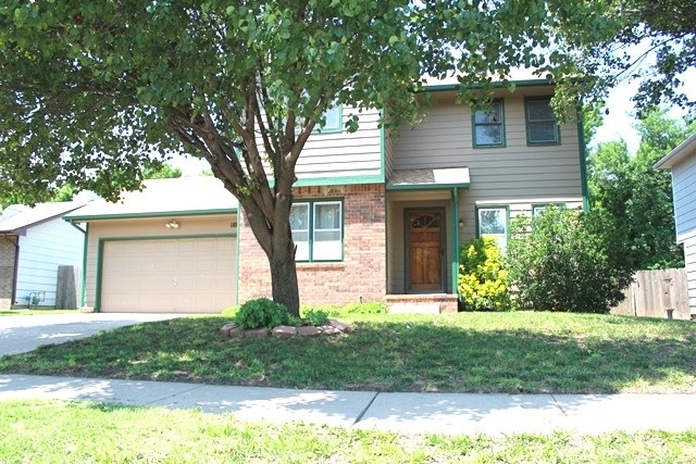 Great 2 Story home, 1 owner in Goddard Schools! Ne