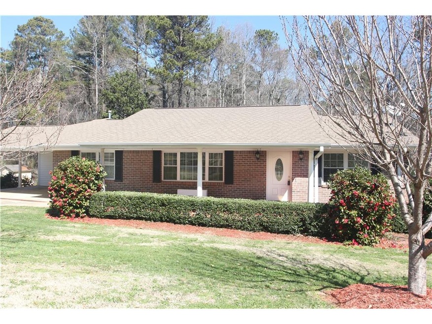 211 Walnut St, Canton, GA 30115 - photo 1