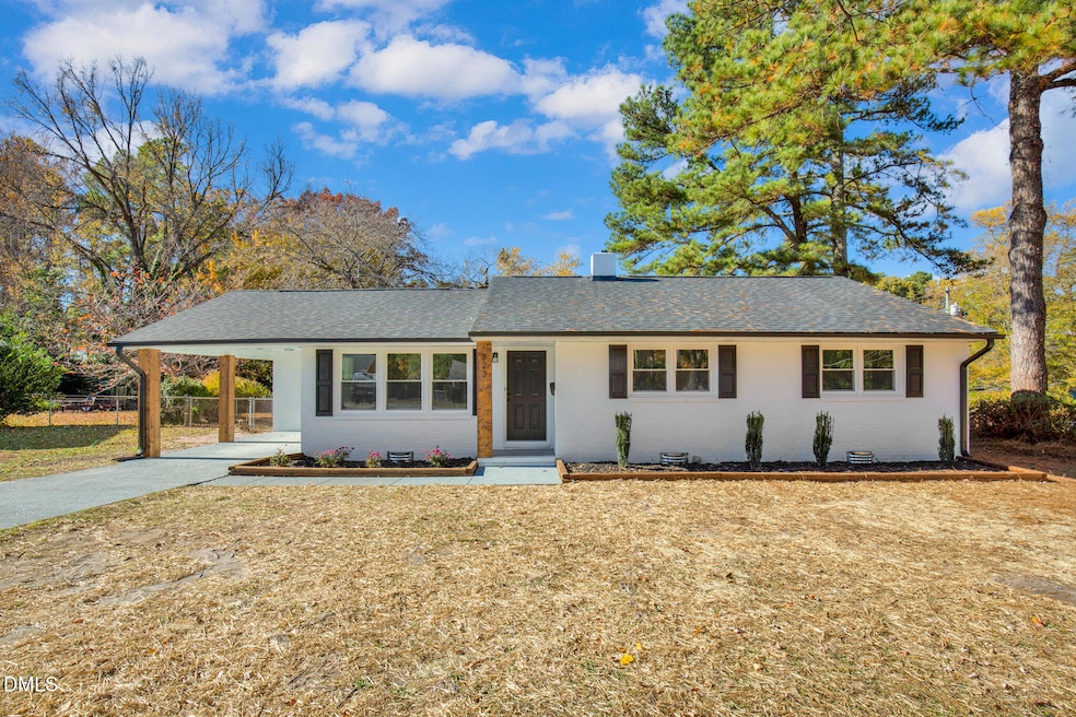 823 Carol St, Fayetteville, NC 28303 - photo 1