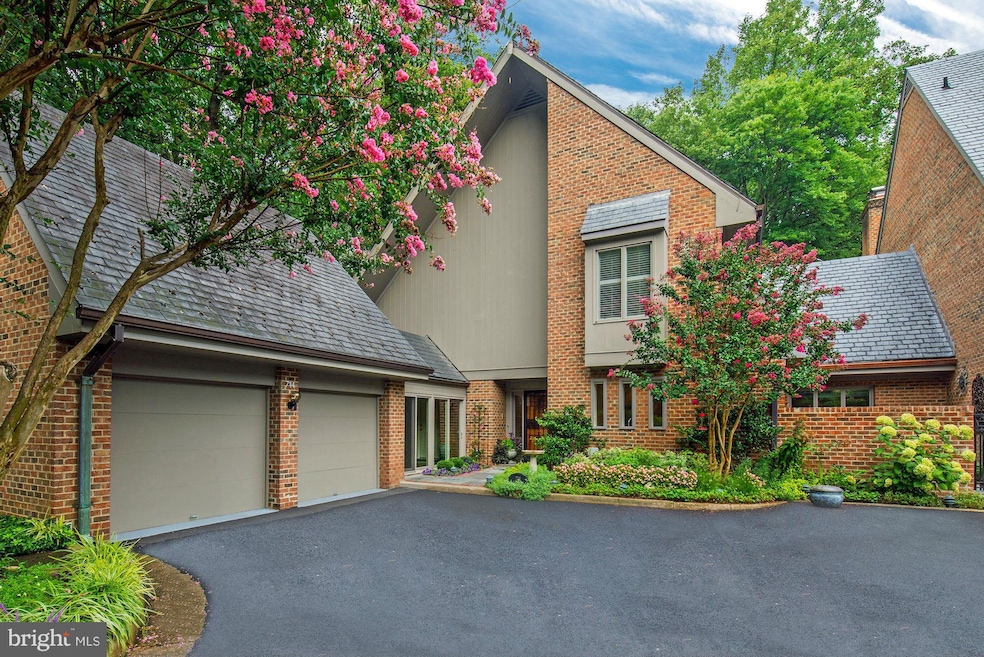 714 Belgrove Rd, McLean, VA 22101 - photo 1